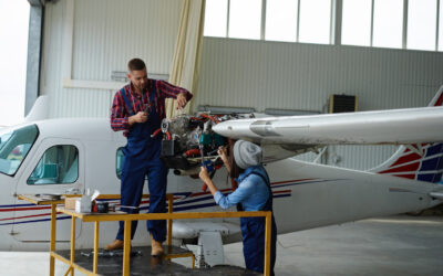 Fiches métiers de l’aéronautique : des clefs pour découvrir un secteur fascinant